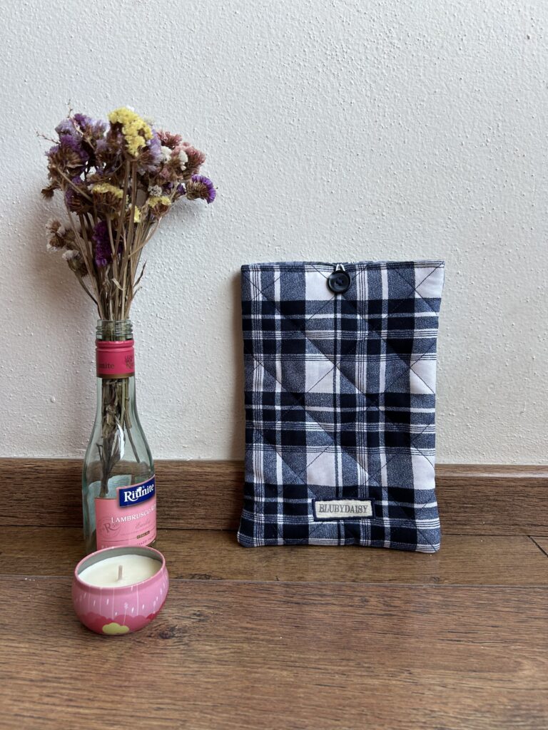 FUNDA PARA LIBRO CUADROS + AZUL MARINO