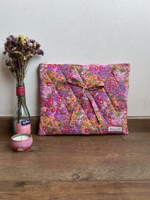 FUNDA PARA MAC 13 PULGADAS FLORAL ROSA NARANJA rotated